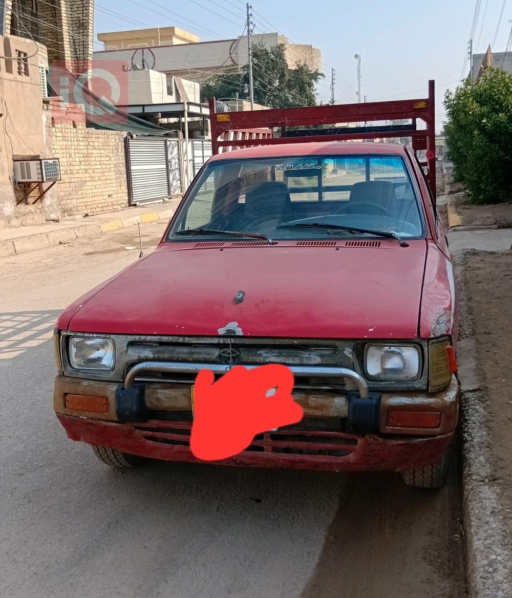 تويوتا هايلوكس